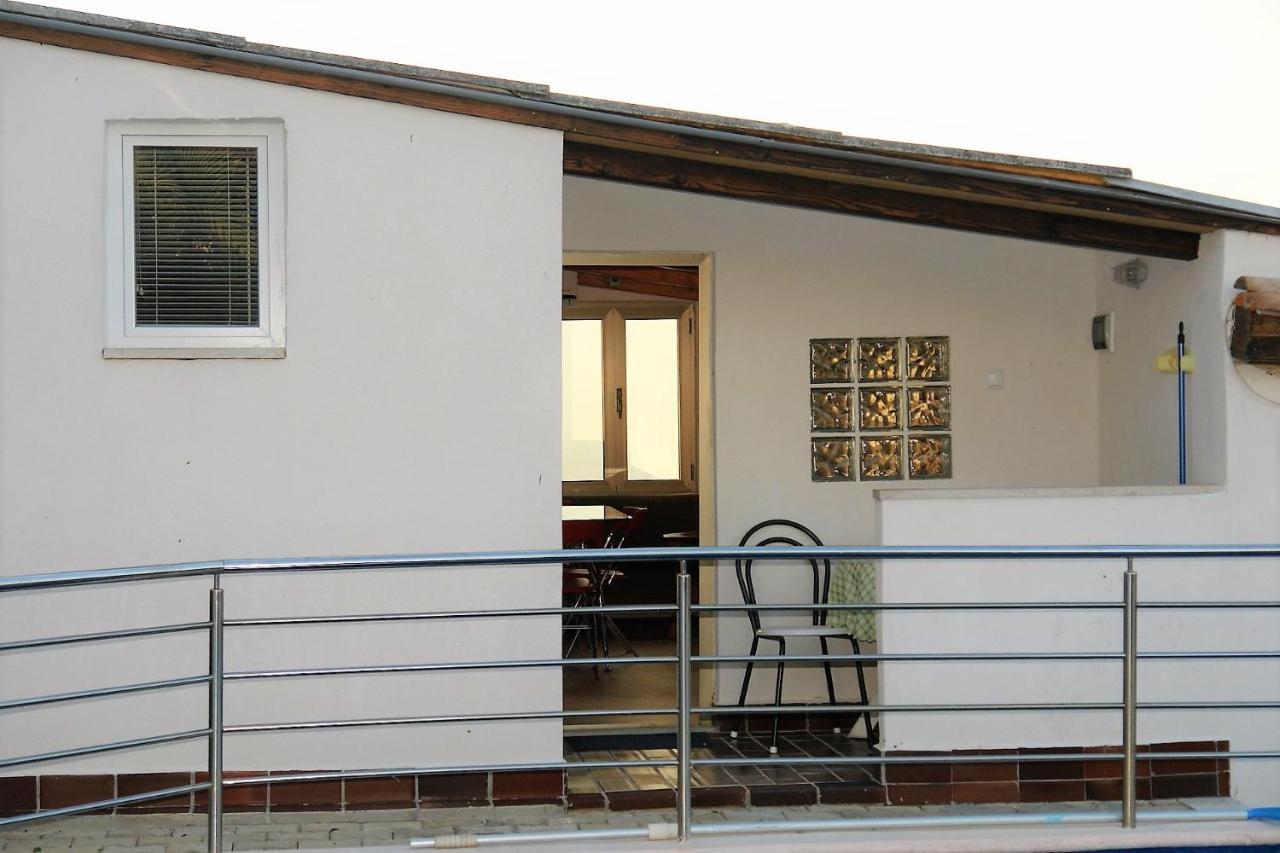 Apartmani Milokanovic Funtana Zewnętrze zdjęcie