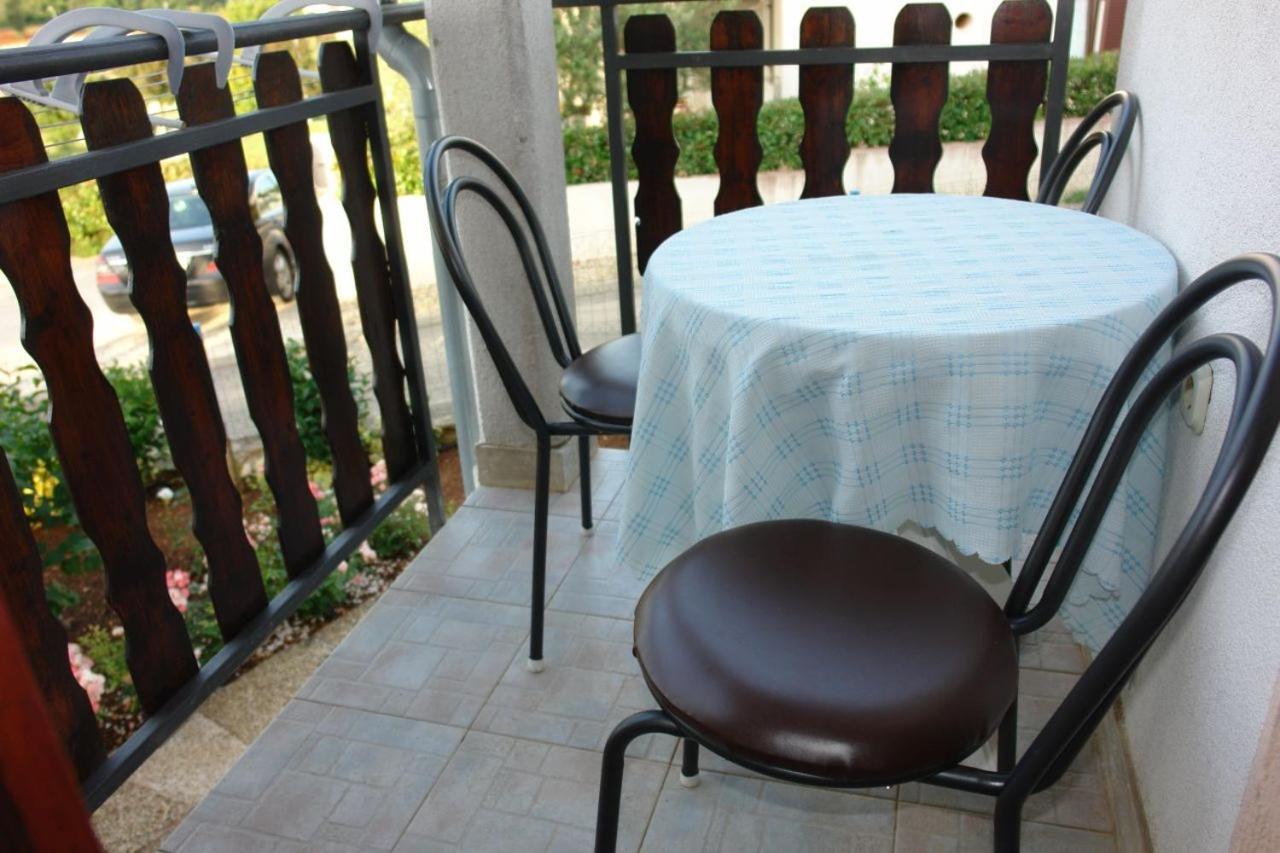 Apartmani Milokanovic Funtana Zewnętrze zdjęcie
