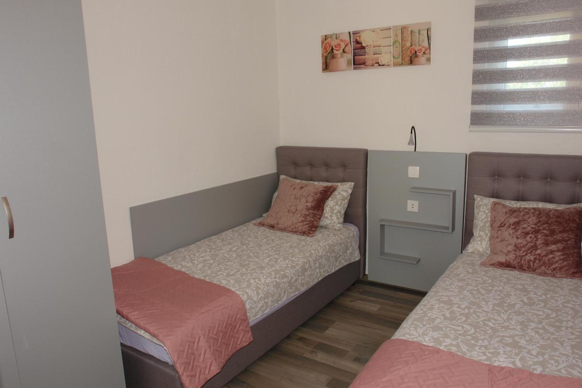 Apartmani Milokanovic Funtana Zewnętrze zdjęcie